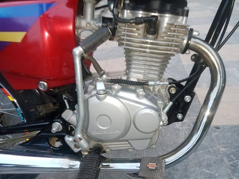 2005 model 125 restored with new engine with genuine parts. 2