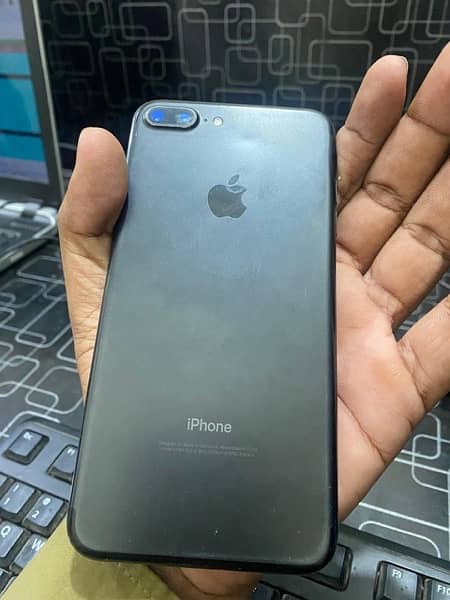 Iphone 7+ pta approved 128 gb 3