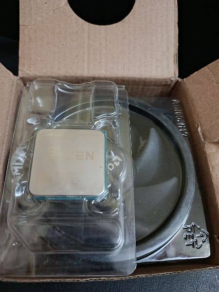 AMD Ryzen 3 3200g with Vega Graphics [CPU Processor] 2