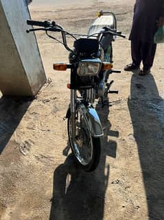 Honda CD 70 2023 model Karachi