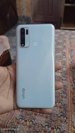 Vivo Y30