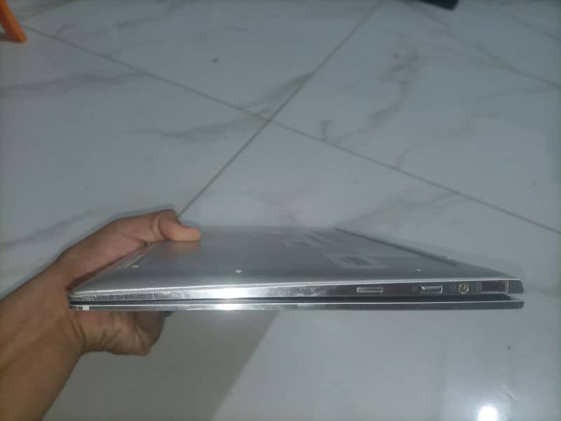 The HP EliteBook x360 1030
bohot acha hy koi masla nh hy 6