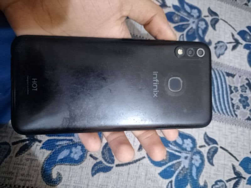 Infinix Hot 8 lite 3