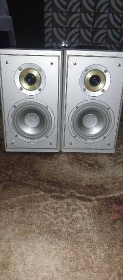 speaker 4inch good sound oirignal japani 50 watt wathsapp 03070553768