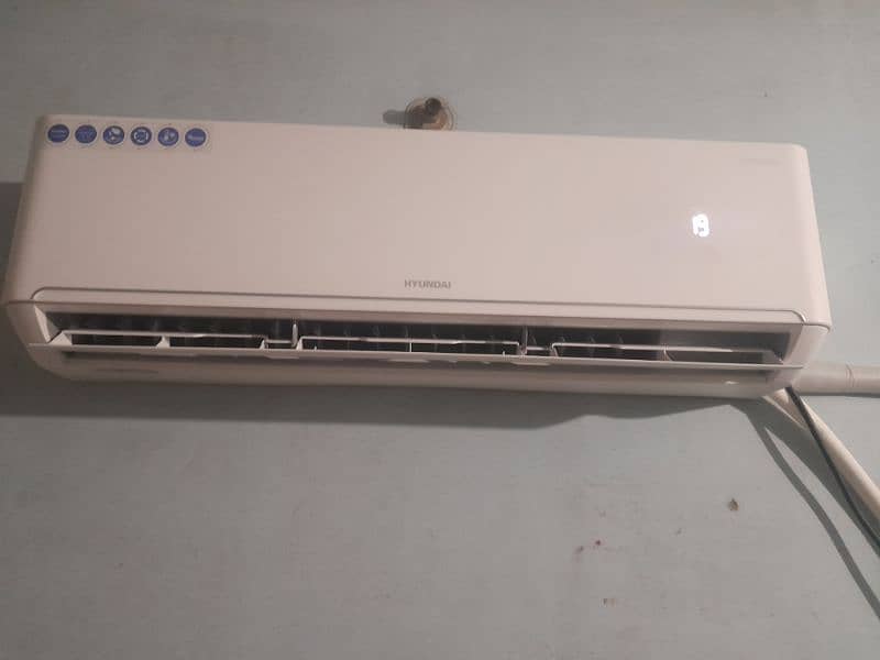 Hyundai 1.5 Ton Ac iNverter 4