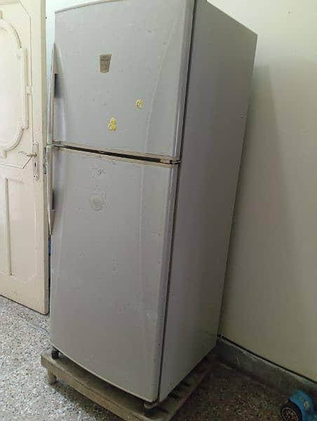 14 cubic feet Dawalance refrigerator for sale 3