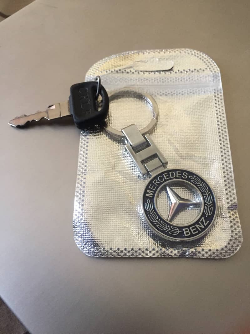 Keychain (Mercedes Benz)_ BRAND 5