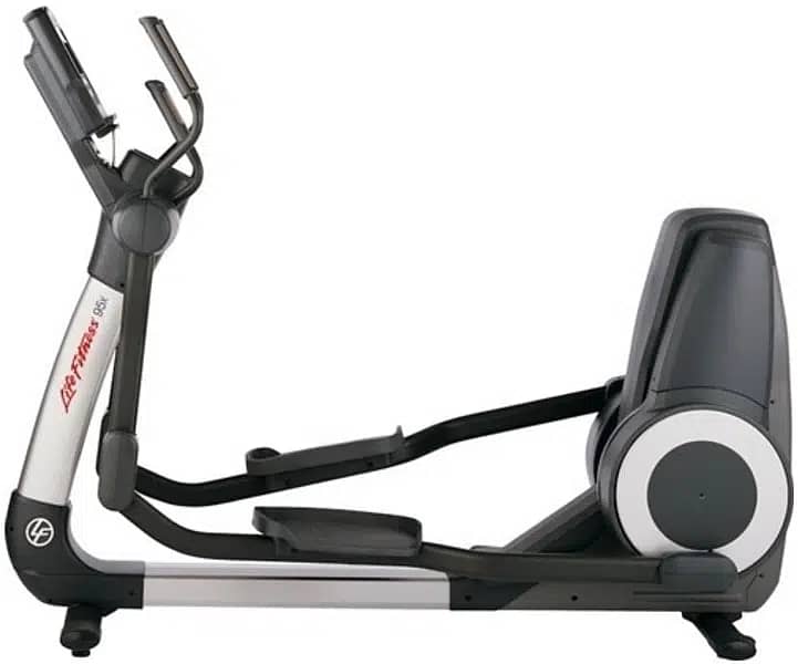 HOME GYm|LIFE FITNESS TREADMILL,Elliptical,spin bike,recumbent Sale 1