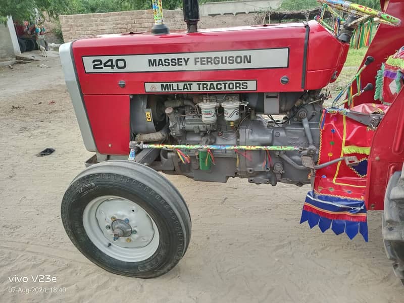 Tractor Millat Massey Ferguson 240 model 2012 4