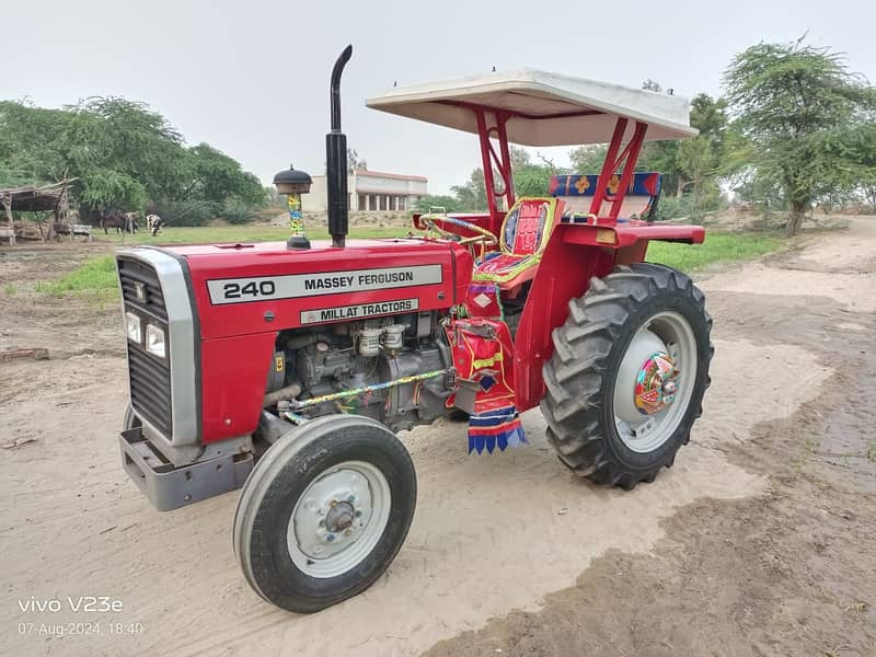 Tractor Millat Massey Ferguson 240 model 2012 7