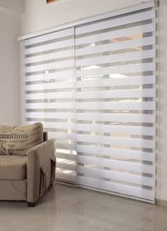 Remote Control sunscreen and blackout window blinds, roller blinds