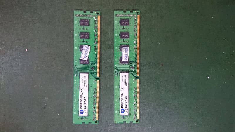 8gb ddr3 rams avaialble 0