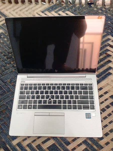 hp elite book 840 g5 i5 8 generation 1