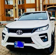 Toyota Fortuner petrl 2017