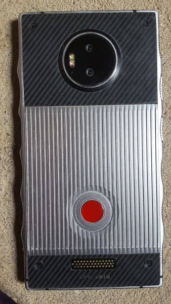 Red hydrogen one H1A1000 12