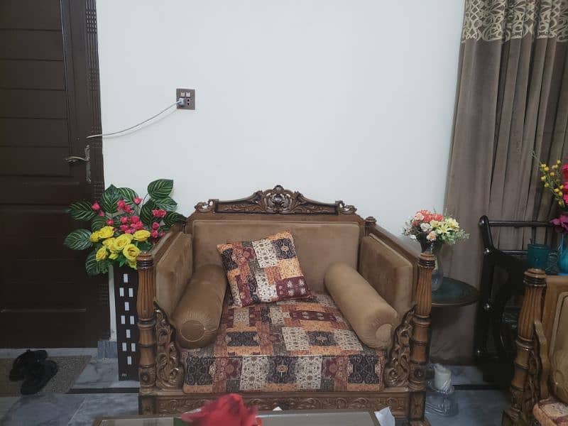 Chinyoti 7 Seater Sofa 4