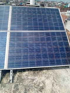 250w solar panel for sale good condition 0