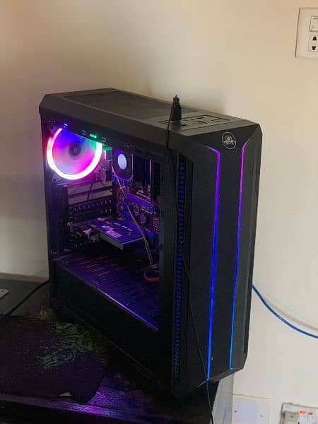 Gaming PC with RGB Case AmD 5