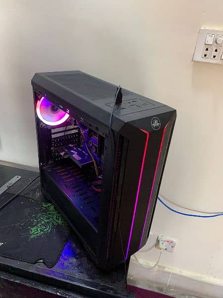 Gaming PC with RGB Case AmD 6