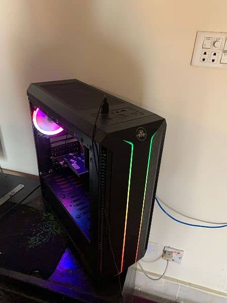 Gaming PC with RGB Case AmD 16