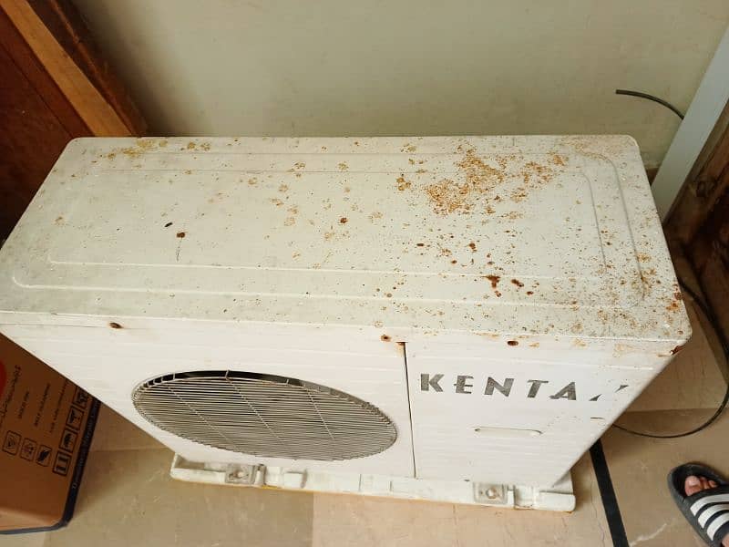 Hair AC indoor with 1.5 ton Outdoor Kenta. 8