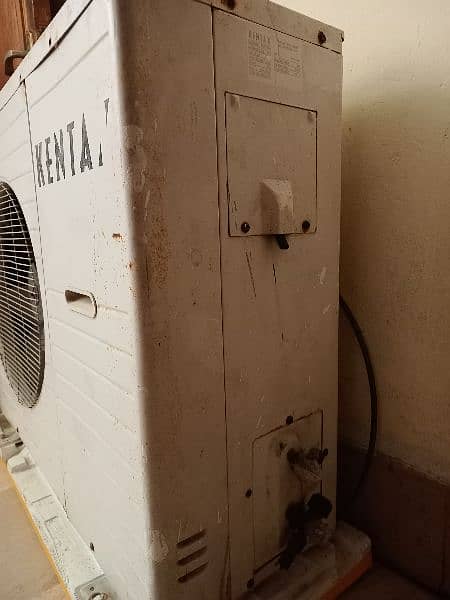 Hair AC indoor with 1.5 ton Outdoor Kenta. 10