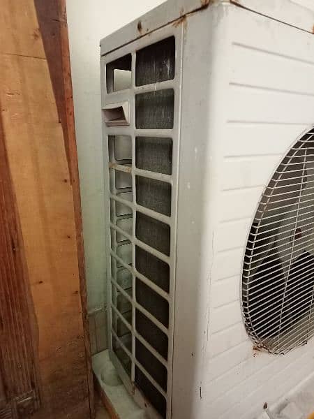 Hair AC indoor with 1.5 ton Outdoor Kenta. 11