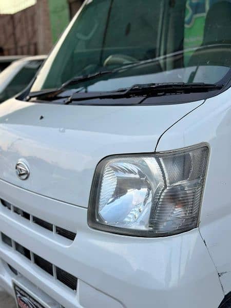 Daihatsu Hijet 2012 2