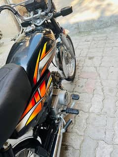 Honda CD 70 2022 color Black For Sale