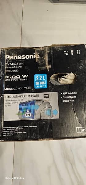 Panasonic Vaccum Cleaner 1