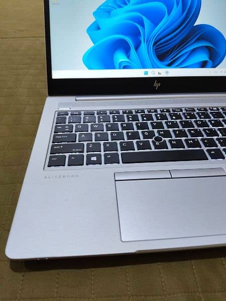 HP Core i5 8th Generation 6