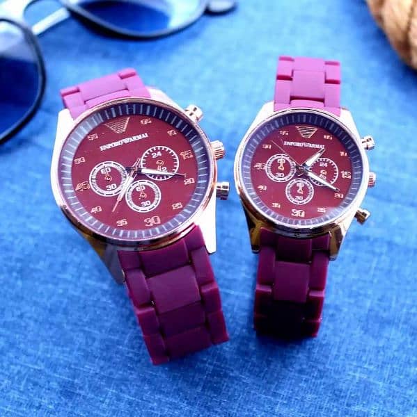 couple chain watch 3