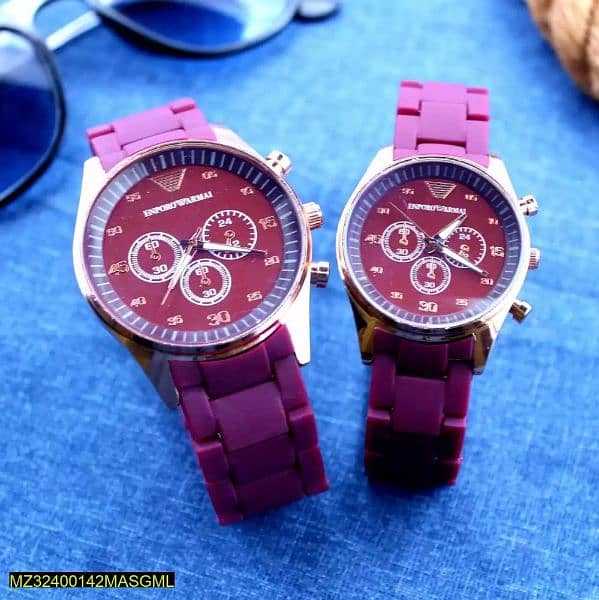 couple chain watch 4