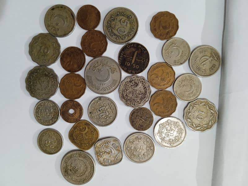 Pakistani old 28 coins for sale 4