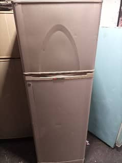 dawlance refrigerator