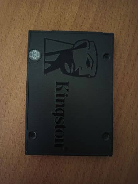 Kingston 240 GB SSD fresh for laptop 0