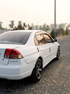 Honda Civic EXi 2005