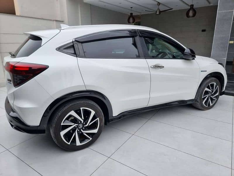 Honda Vezel 2018 3