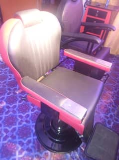 BRAND NEW PALOUR CHAIR - Chair for Beauty Parlour