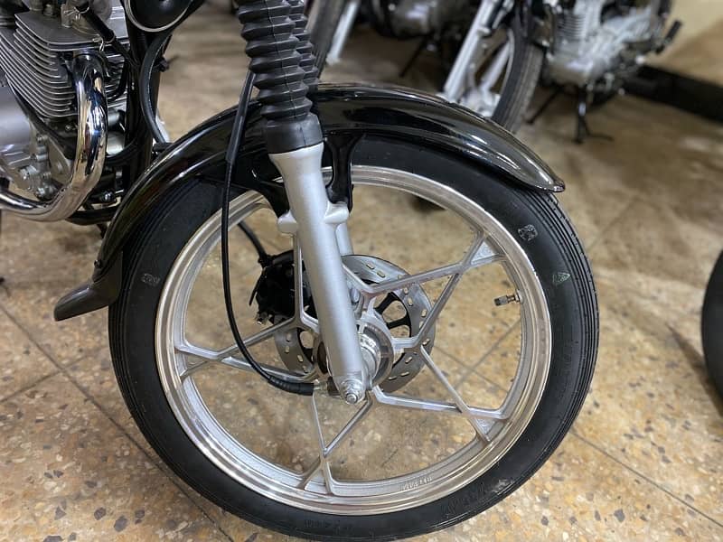 SUZUKI GS 150 SPECIAL EDITION ALLOY RIM DISCK BREAK WITH REGISTRATION 5