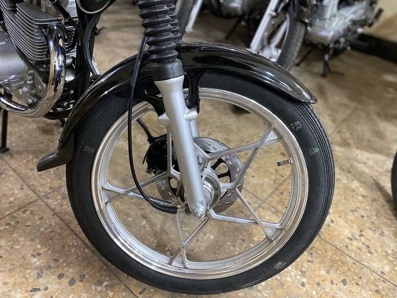 SUZUKI GS 150 SPECIAL EDITION ALLOY RIM DISCK BREAK WITH REGISTRATION 6