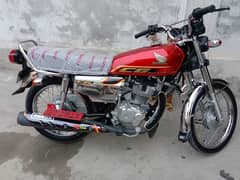 Honda 125s 2023 hi paper clear 10/10 very good bake. tankitapy 22 k hi