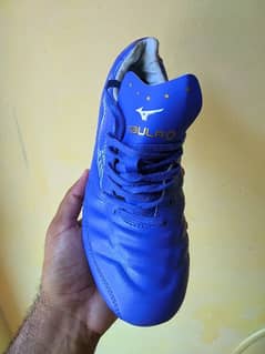 Football shoes brand new