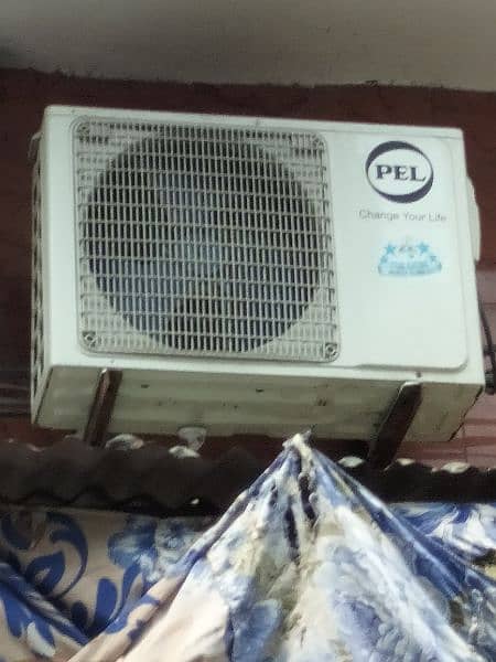 Pel Inverter AC Urgent sale 10