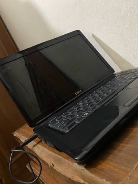 Dell pentium Laptop For Sale and exchange 4Gb ram 220 Gb Rom 2