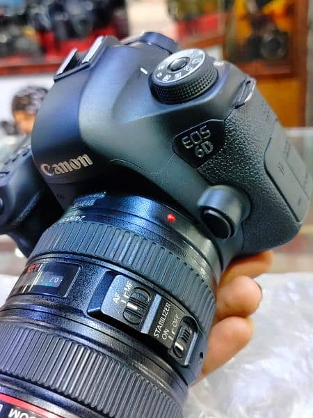 Canon 6D with 24-105mm 4L 2