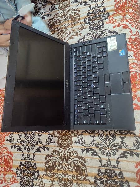 Dell latitude E4310  Windows 7 pro OA 5