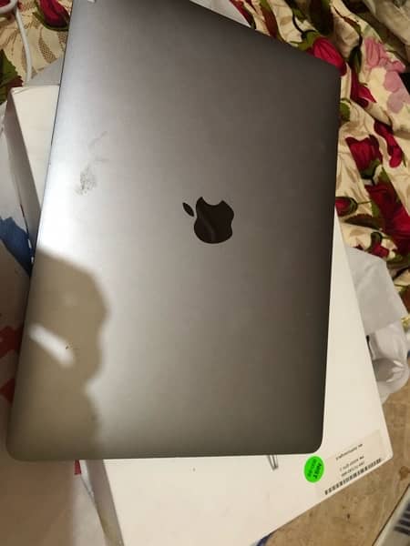 MacBook Air M1 (2020) - 16GB/512GB, Excellent Condition 3