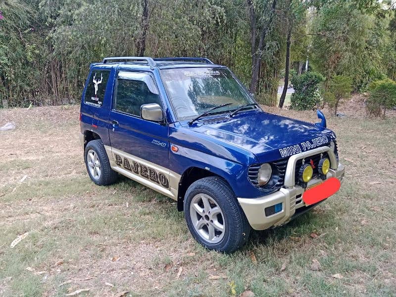 Mini pajero 1100cc manual 4/4 in excellent condition 5