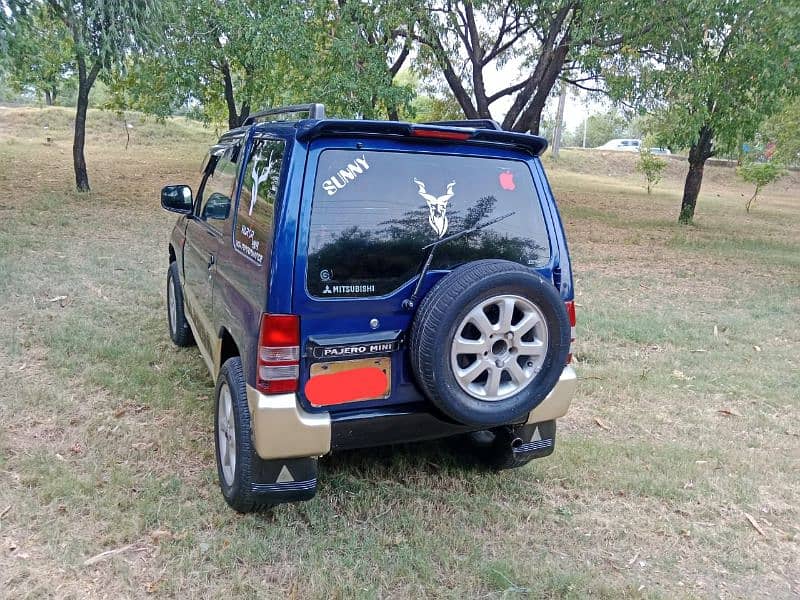 Mini pajero 1100cc manual 4/4 in excellent condition 9